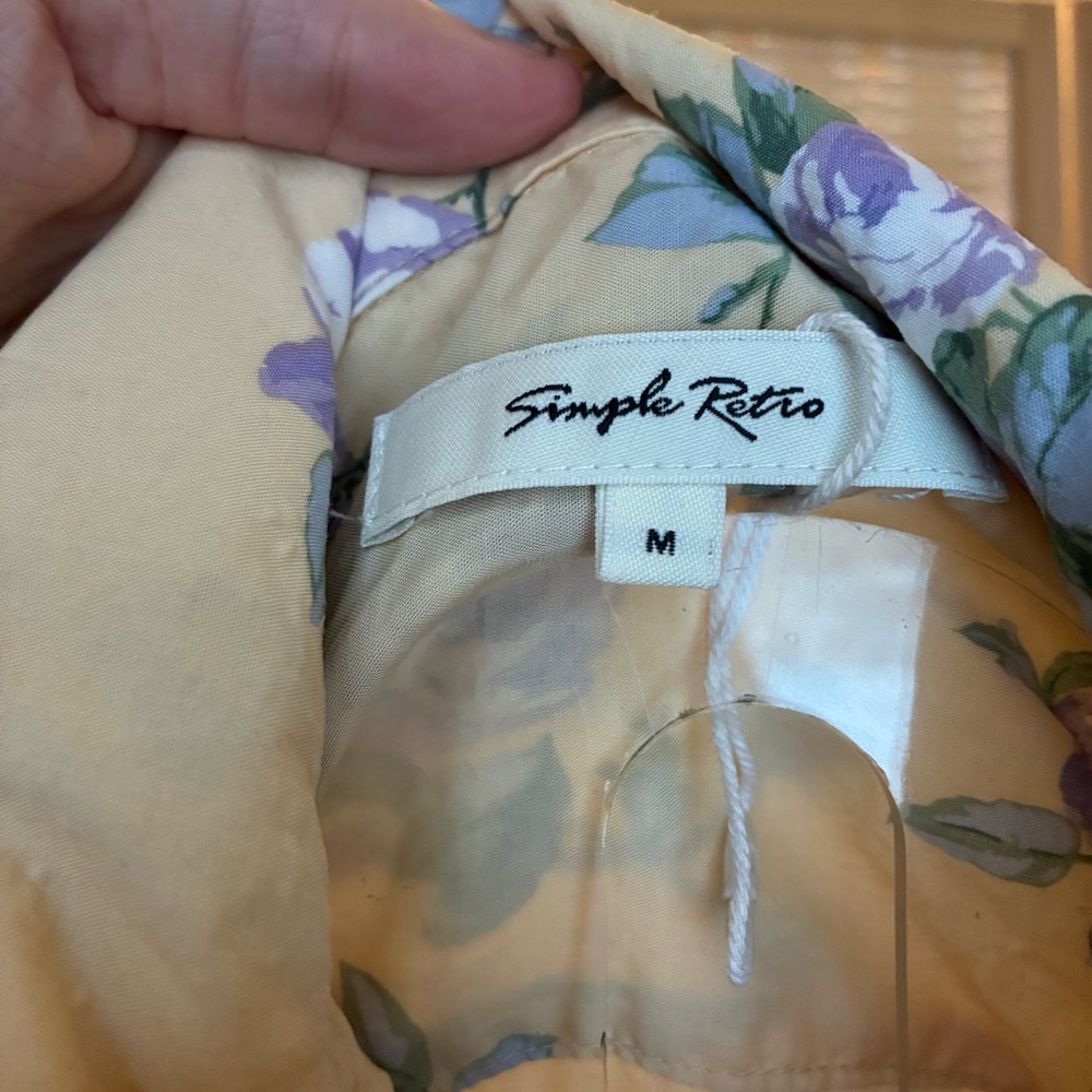 Simple Retro Floral Top - Picture 5 of 13